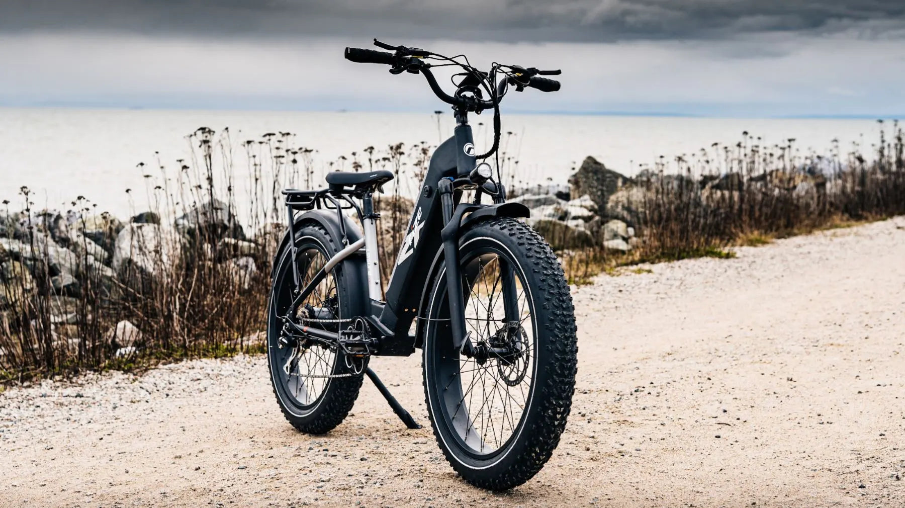 Fat Tire Bike Benefits The Pros And Cons Of An Electric Fat Bike Rize Bikes